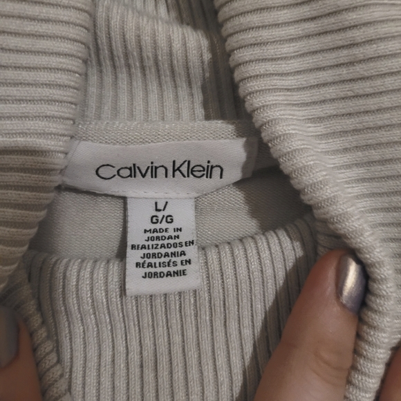 Women's L blocked turtle neck. - Picture 2 of 3